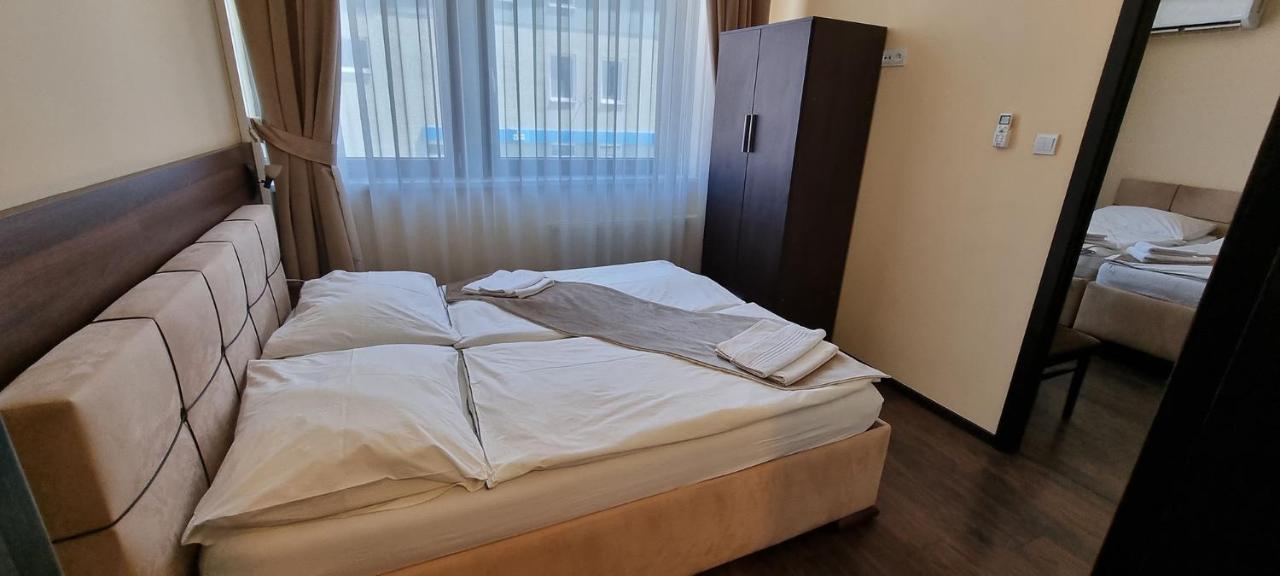 Elite Pension Štúrovo Екстериор снимка