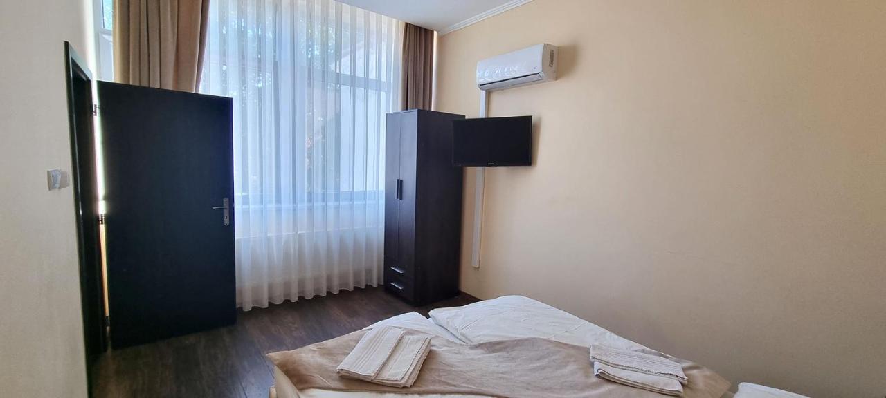 Elite Pension Štúrovo Екстериор снимка