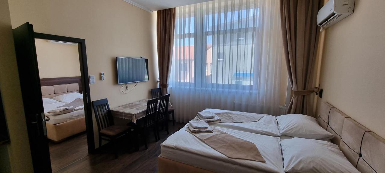 Elite Pension Štúrovo Екстериор снимка