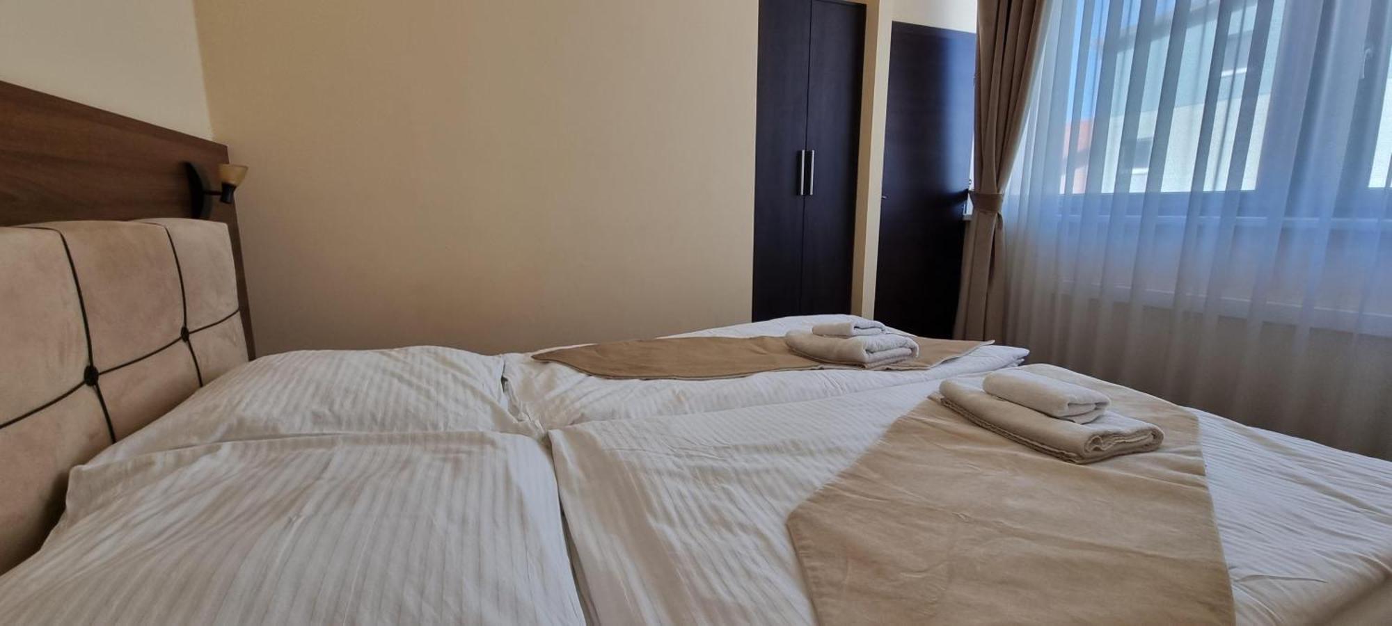 Elite Pension Štúrovo Екстериор снимка