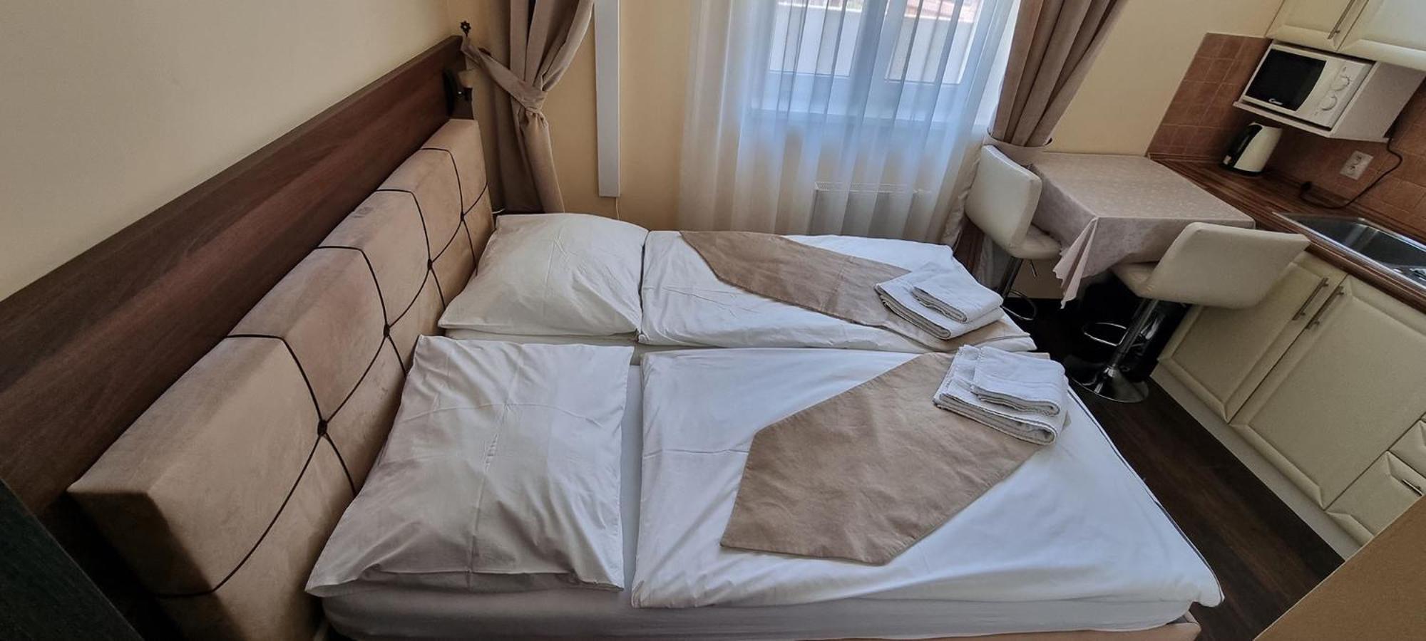 Elite Pension Štúrovo Екстериор снимка