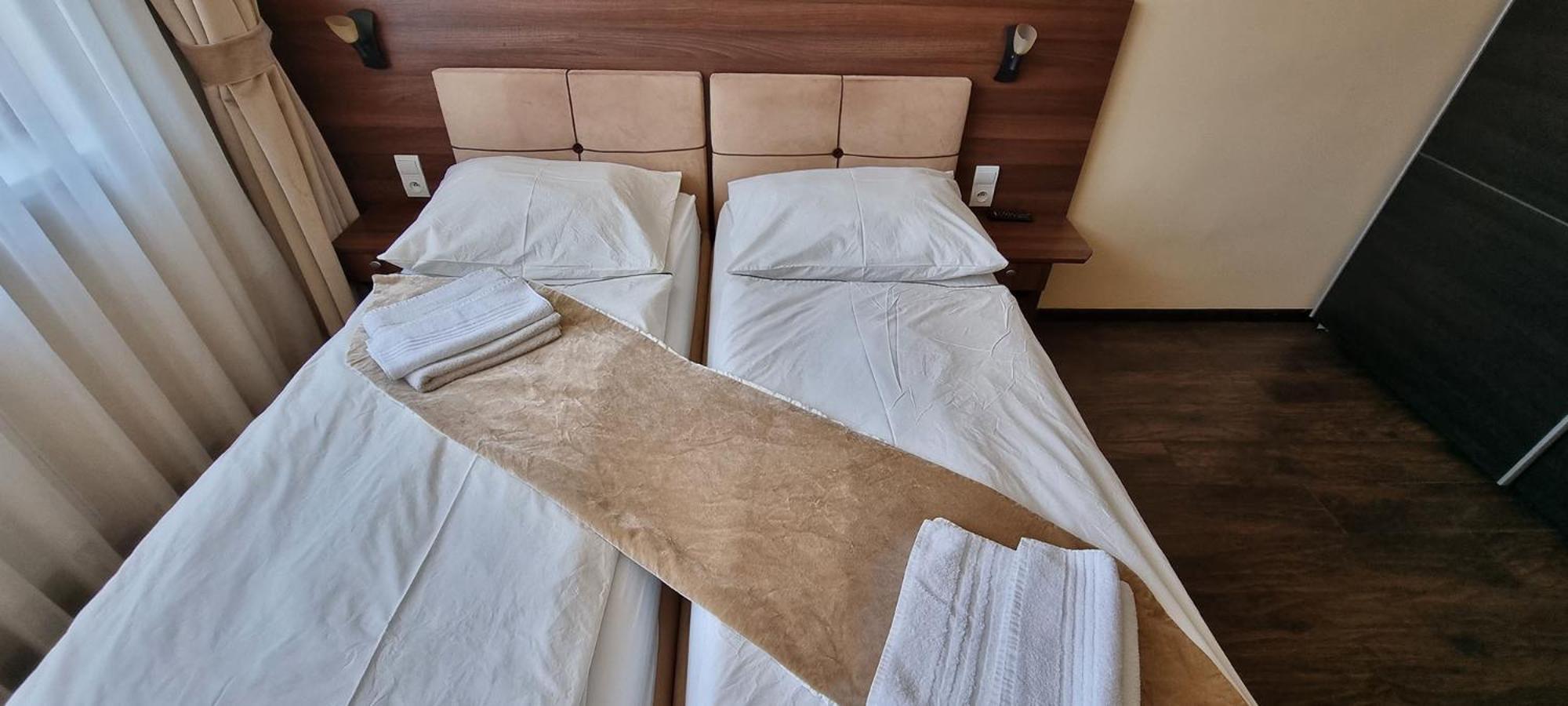 Elite Pension Štúrovo Екстериор снимка